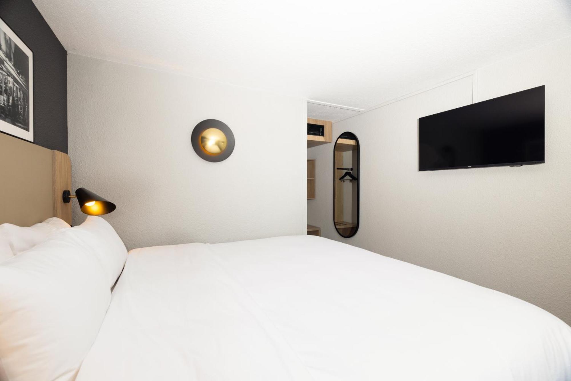 Hotel Campanile Prime - Nimes Centre Esterno foto