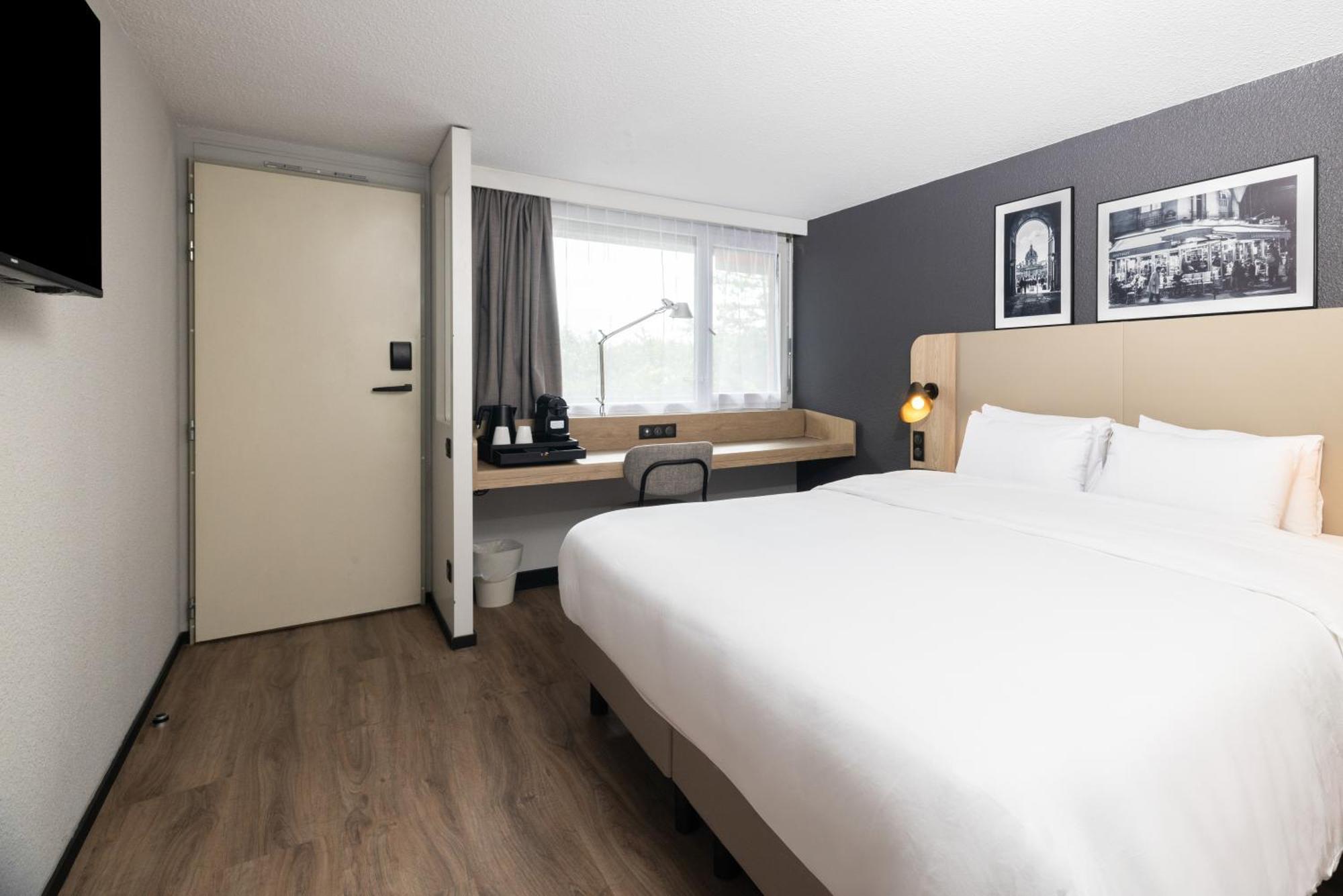 Hotel Campanile Prime - Nimes Centre Esterno foto