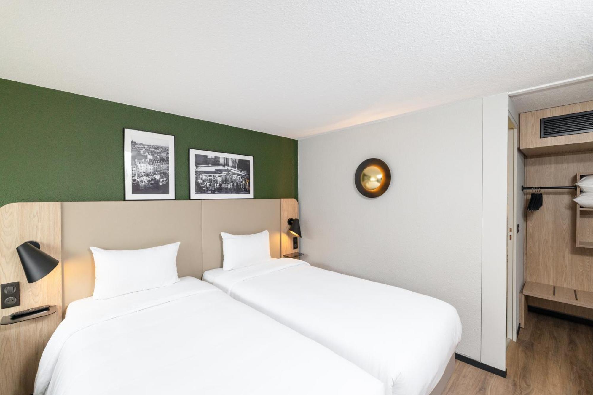 Hotel Campanile Prime - Nimes Centre Esterno foto