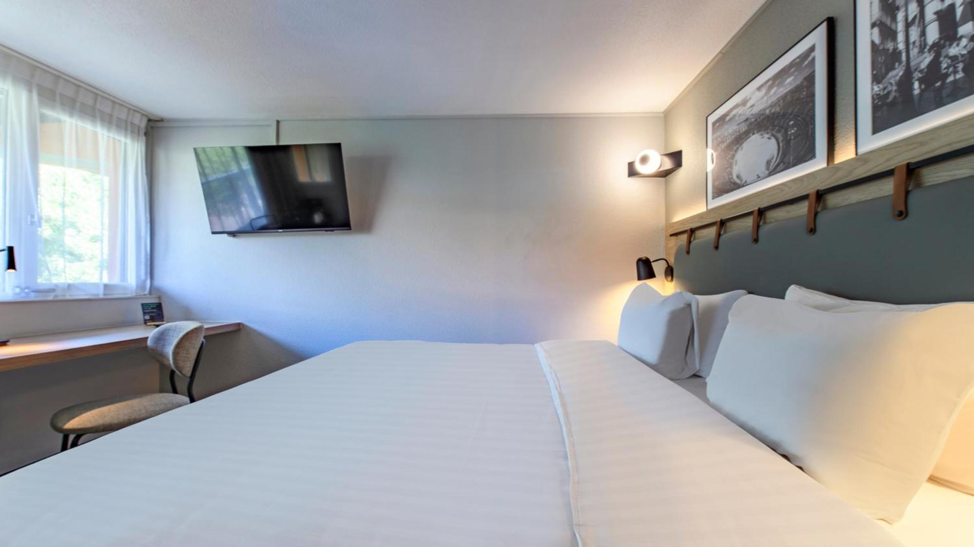 Hotel Campanile Prime - Nimes Centre Esterno foto