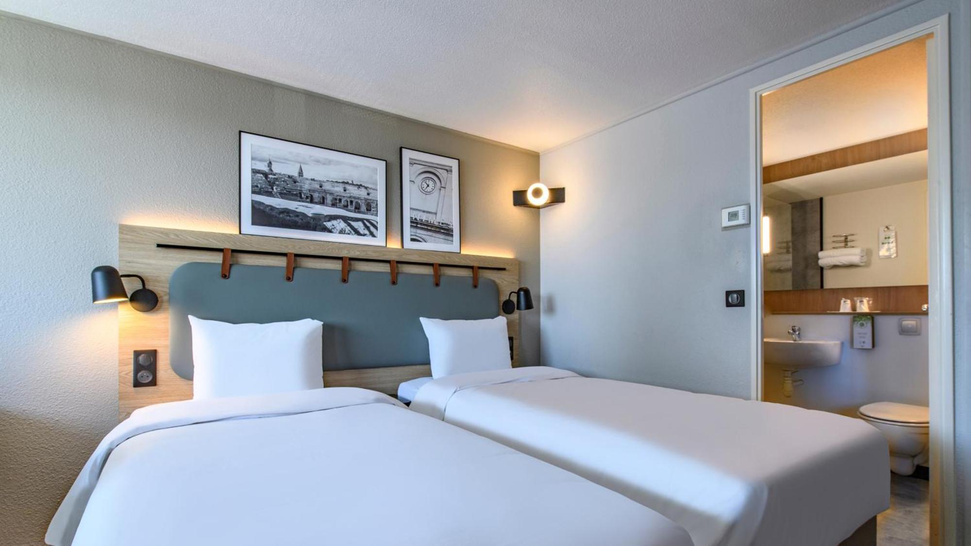 Hotel Campanile Prime - Nimes Centre Esterno foto