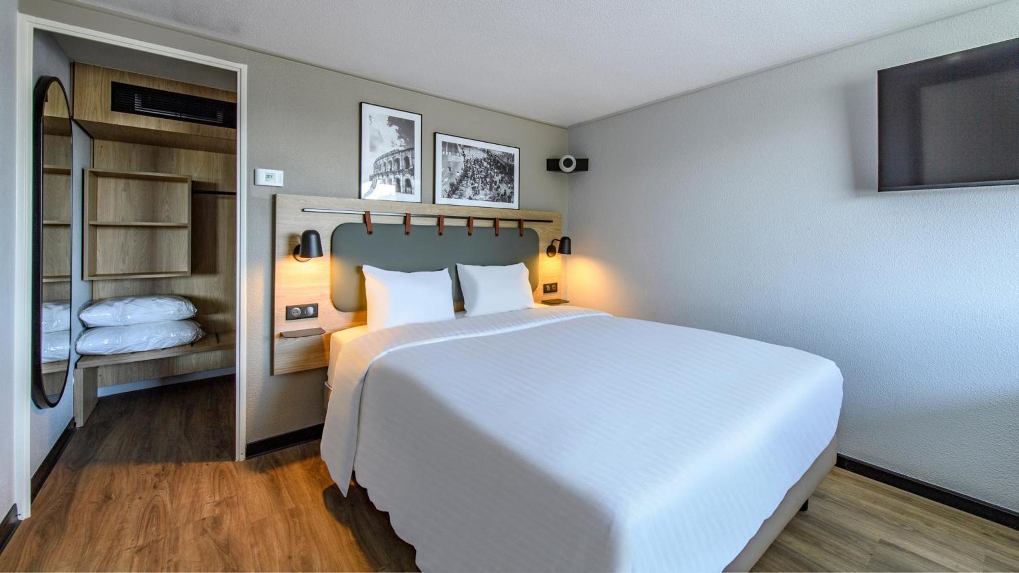 Hotel Campanile Prime - Nimes Centre Esterno foto
